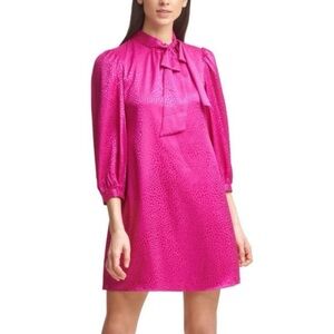 Jessica Howard Fuchsia Pink Animal Print Embossed Satin Shift Dress Size 16